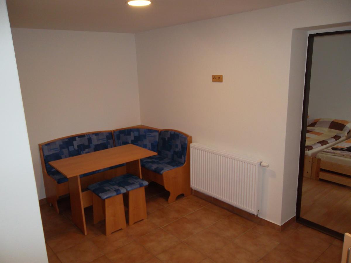 Ubytování u Maminky Lednice Esterno foto